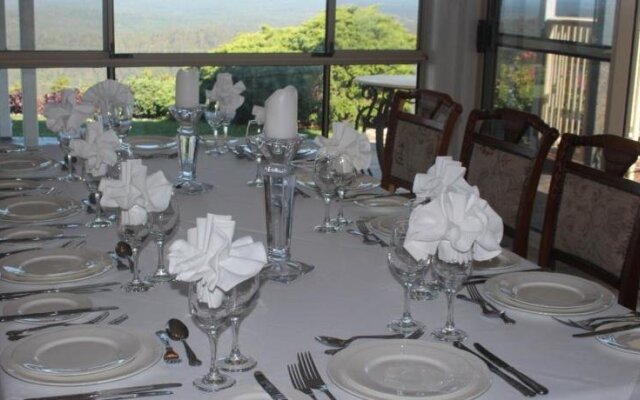 Highwood Park B&B Guest Lodge