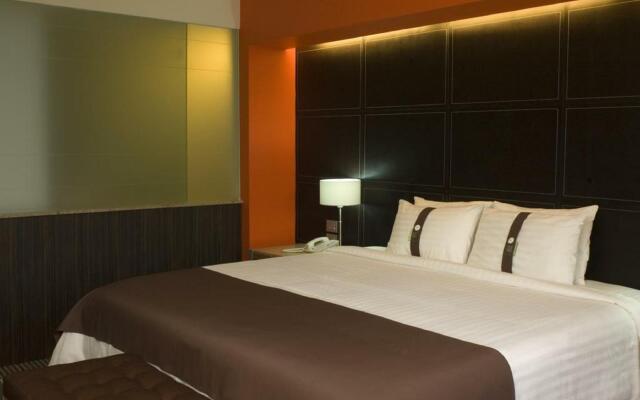 Holiday Inn Mexico City - Plaza Universidad, an IHG Hotel