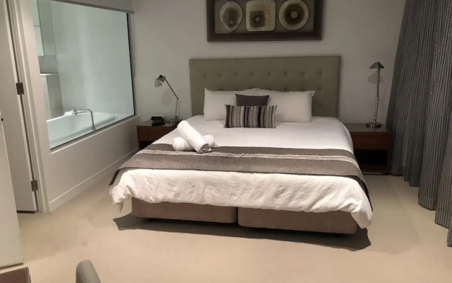 Large Apartment at Oracle Resort