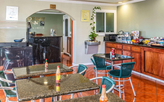 Rodeway Inn On Historic Route 66