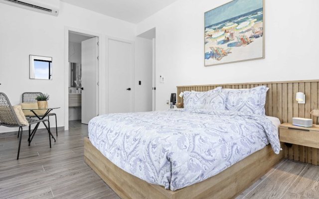 NOK Bright 2BR Apartment at The Towers by Vistacana