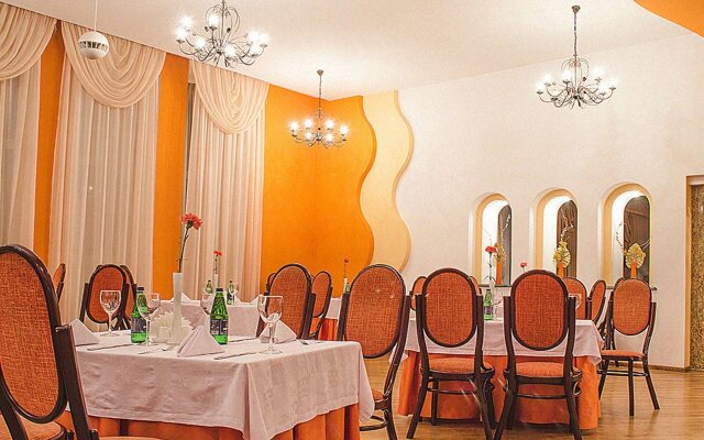 Hotel Cherkasy Palace