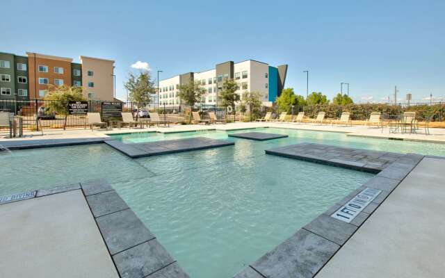 La Quinta Inn & Suites by Wyndham Lubbock Southwest
