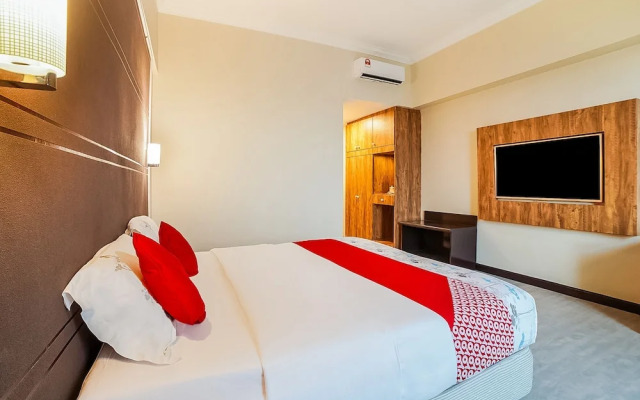 OYO 首都O 89508四季瑞丽酒店(Capital O 89508 Four Seasons Ruili Hotel)