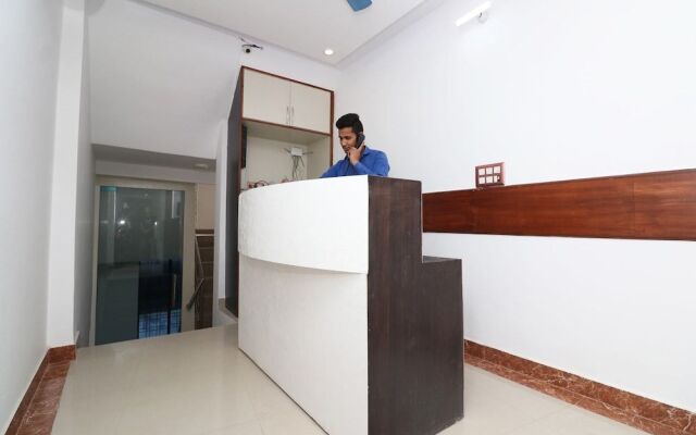 OYO 29952 D Comfort Residency