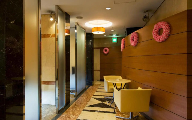 Hotel Crest Kinshicho