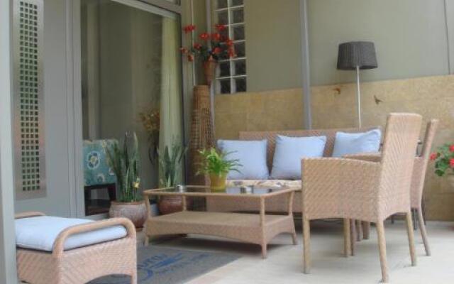 Onira Boutique Hotel