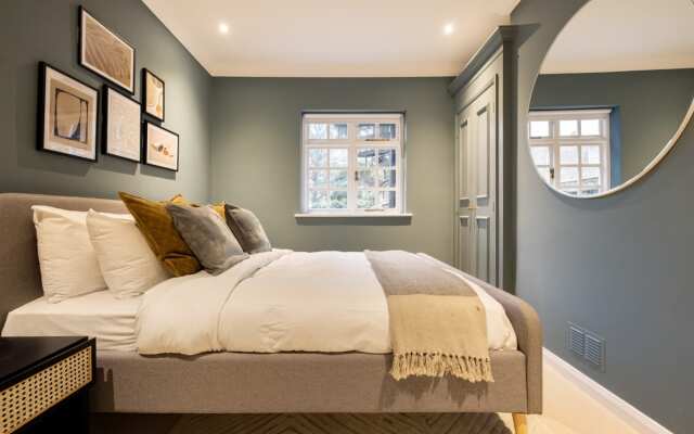 The Sands End Secret - Stylish 2BDR Flat with Garden