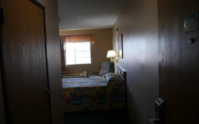 Westwood Inn & Suites Kimball I 90