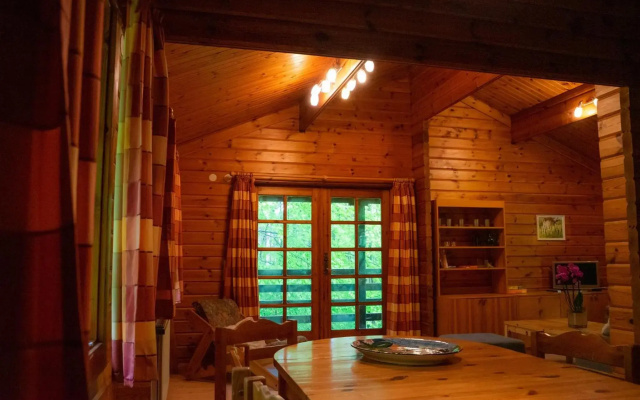 Bungalow; Haus 111 Ferienpark Twistesee, Bad Arolsen