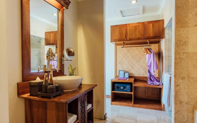 Swan Keramas Bali Villas