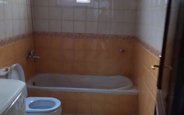 Oyo 524 Zahrat Alwaziriya Furnished Apt