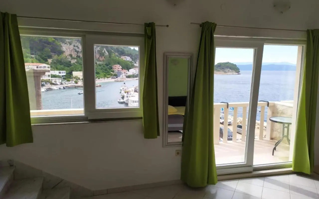 Apartmani Mira