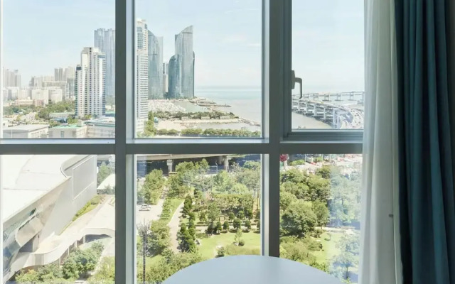 Newcz Centum Hotel
