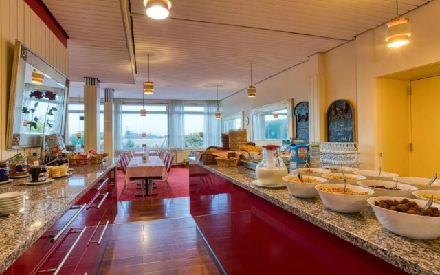 FF&E Hotel Dania