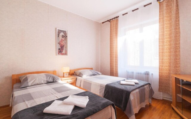 Stunning Home in Pucisca With 3 Bedrooms and Wifi