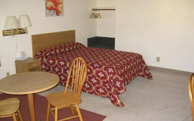 Little Bear Motel