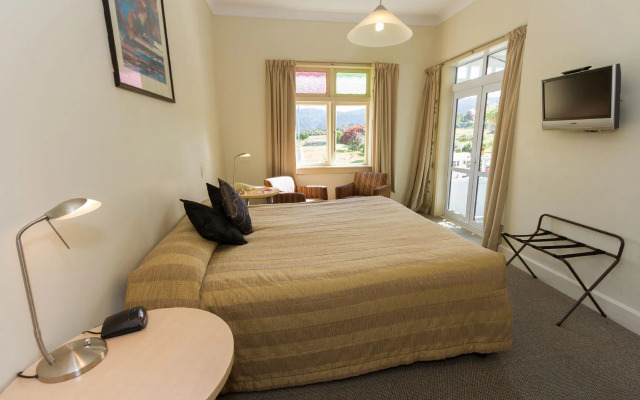 Heartland Hotel Fox Glacier