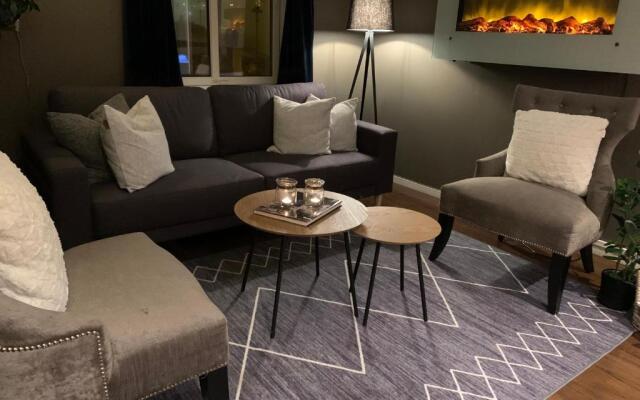 Moss Hotel & Apartments
