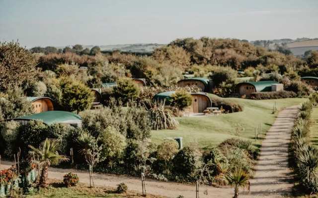Atlantic Surf Pods - Campsite