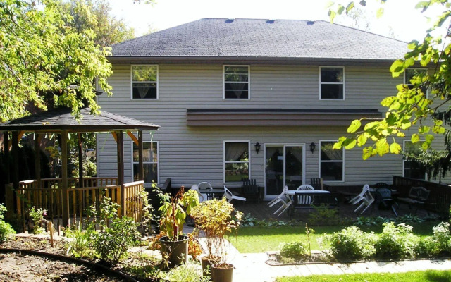 Susan's Villa B&B by Elevate Rooms