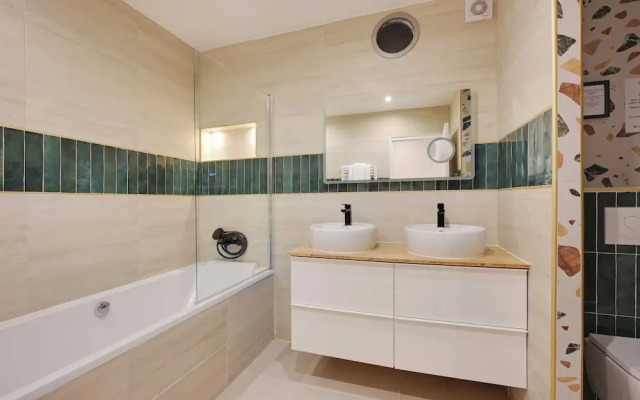 Spacious Apartment - 3br-8p - Ternes