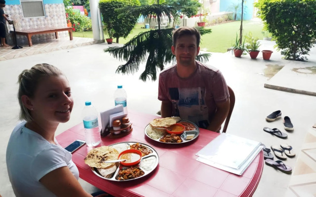 Shri Yoga Mandir Guest House