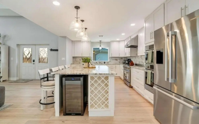 Luxury Waterfront Home in Sarasota