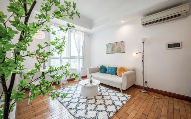 THE MANOR Premier Residence