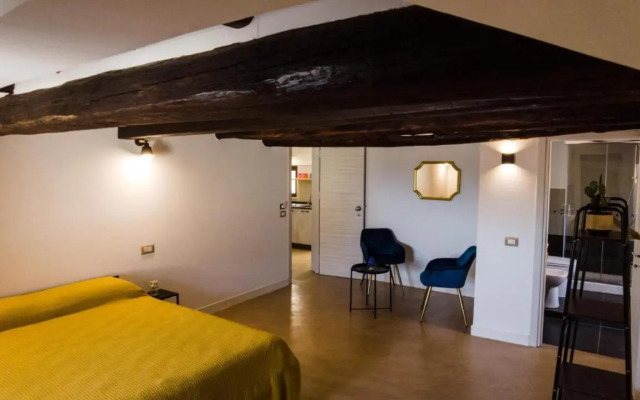 111 apartments & rooms