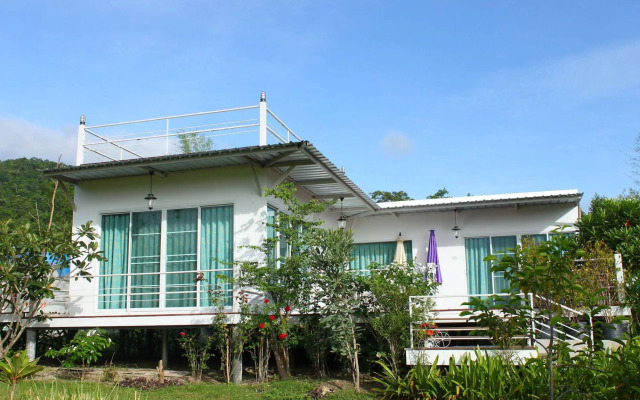 The Happiness Resort