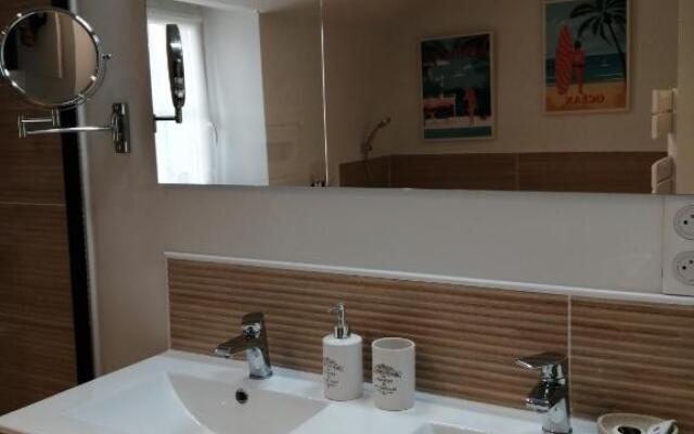 Les Cypres De Crose Iii