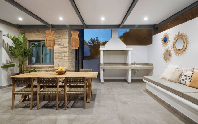 Elea Silver Villa