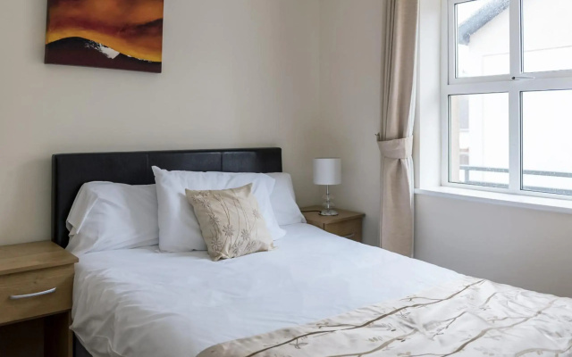 Marine Court Ground Floor Sea View