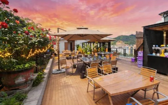 Yiqi Hotel – Outside – Chengdu