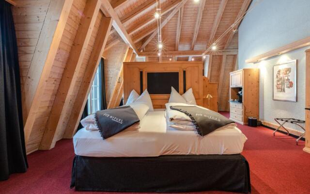 Hotel Piz Mitgel