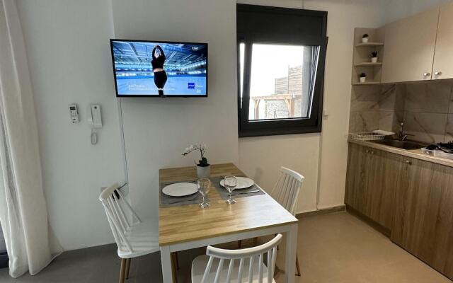 Brand New Studio Seaview I