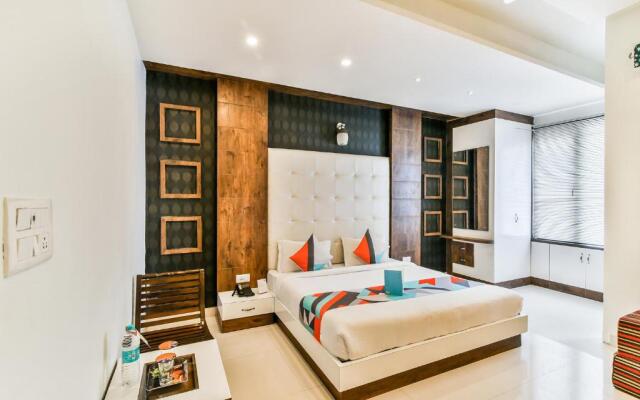 OYO 1662 Hotel Behl Regency