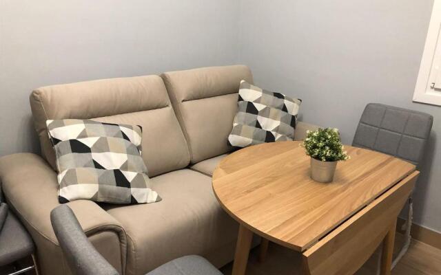 MS4 Apartamentos Nervión para 3 personas