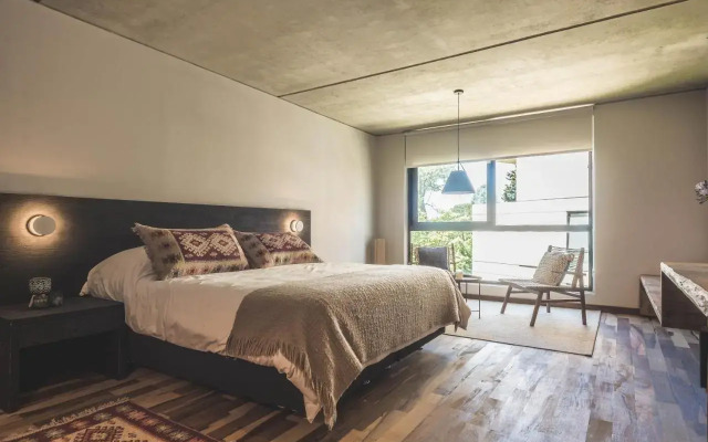 Be House Suites & Spa