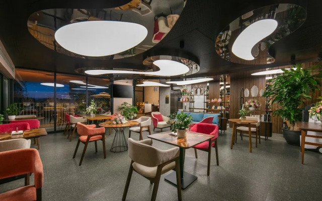 Hanoi Riverview Boutique Hotel & Apartment