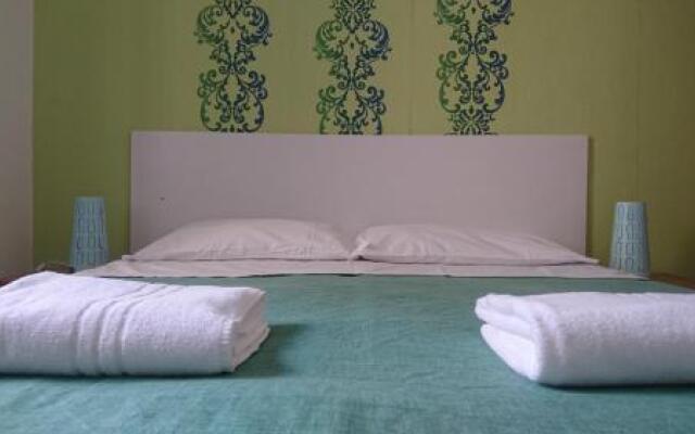 Pisa Lodge BB Hostel