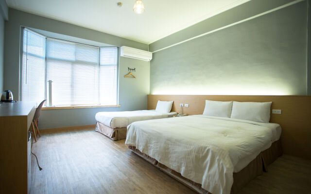 Young Motel