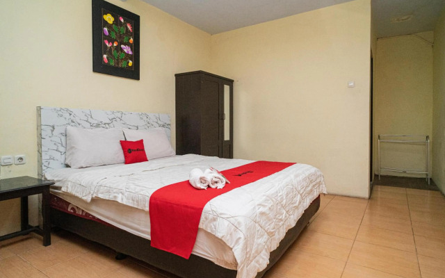 OYO 407 Bandahara 21 Syariah