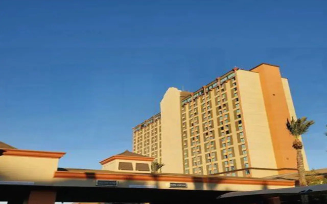 Laughlin River Lodge
