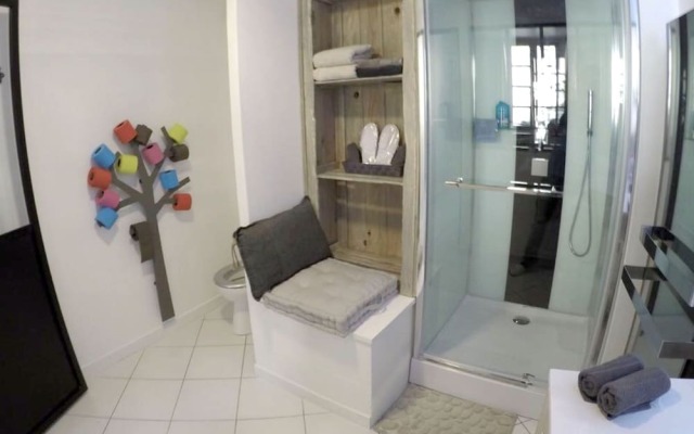 Apartment with One Bedroom in Toulon, with Wifi