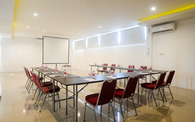 Red Orchid Simpang Lima by Sajiwa
