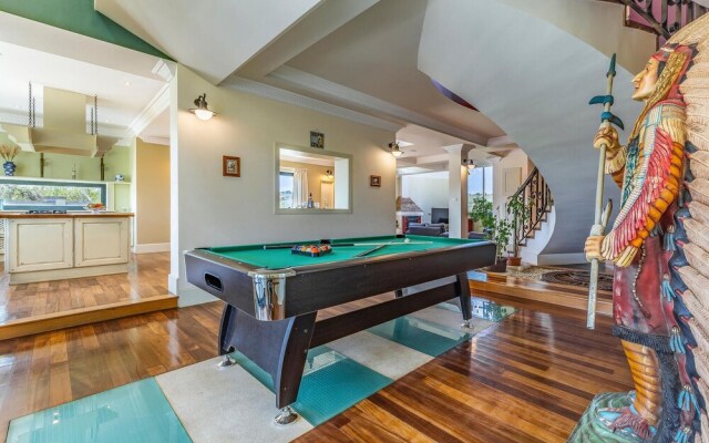 Amazing Home in Banjole With Jacuzzi, Wifi and 4 Bedrooms