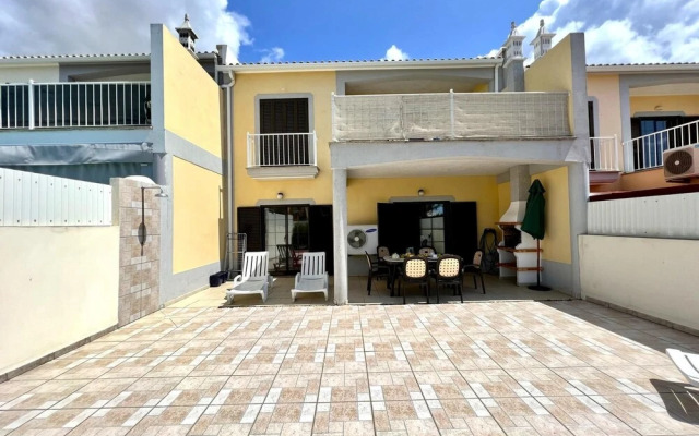 P RA Brightness Villa by Homing