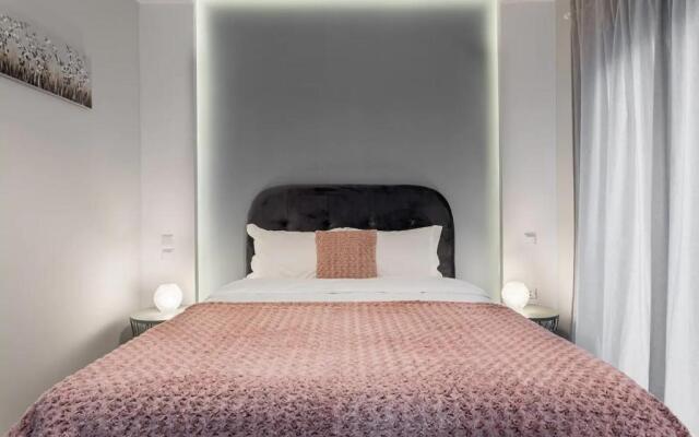 J&T Central Apartment
